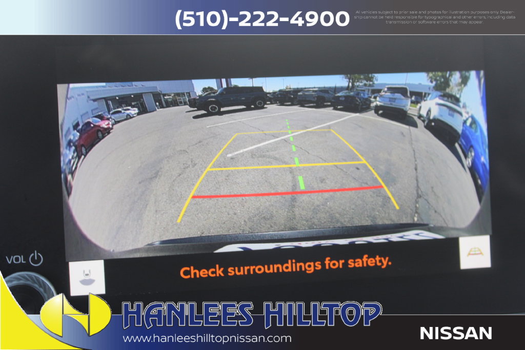 Used 2025 Toyota RAV4 XLE FWD image 24