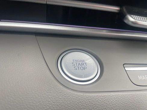 New 2024 Hyundai Elantra SEL w/ Convenience Package image 28