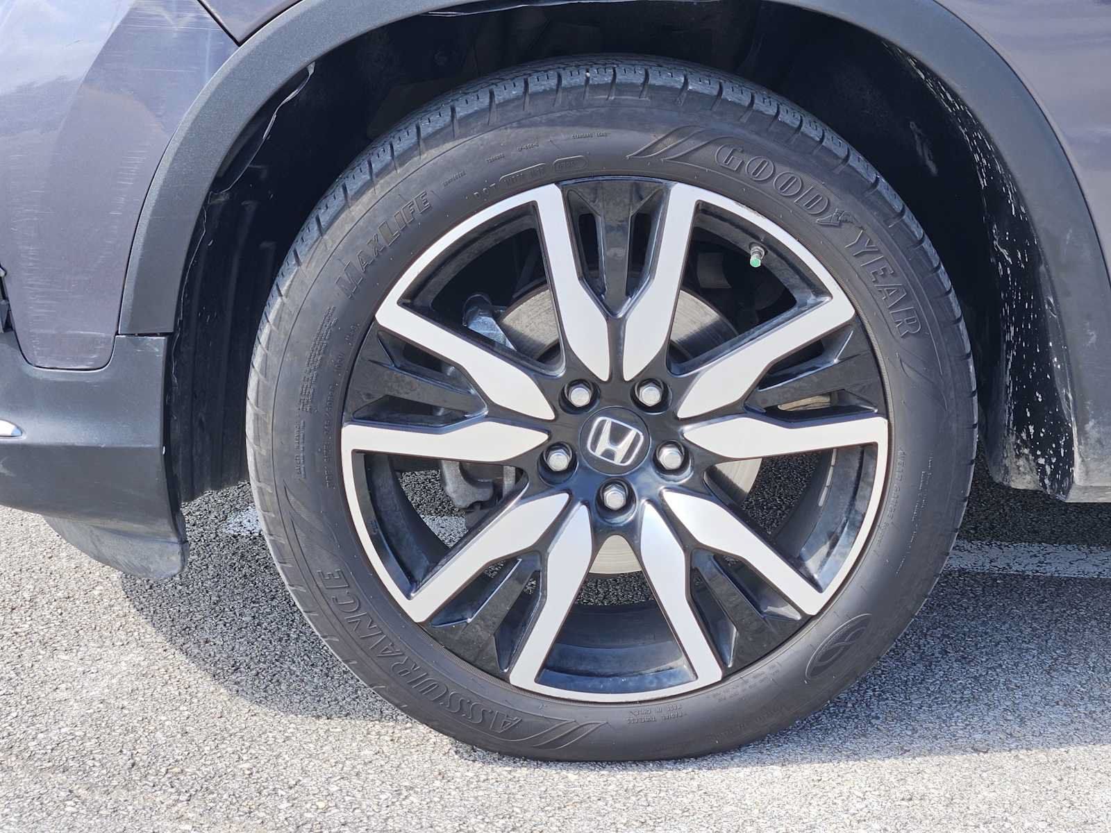 Used 2022 Honda Pilot Touring image 9