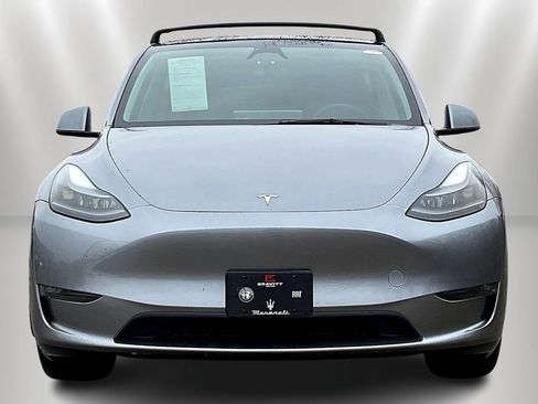Used 2024 Tesla Model Y Long Range image 2