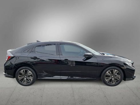 Used 2018 Honda Civic EX image 10
