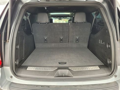 Used 2023 GMC Yukon XL Denali w/ Denali Reserve Package AWD/4WD image 10