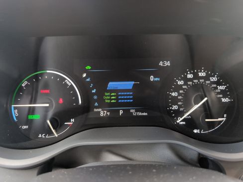 Certified 2026 Toyota Sienna XLE FWD image 21