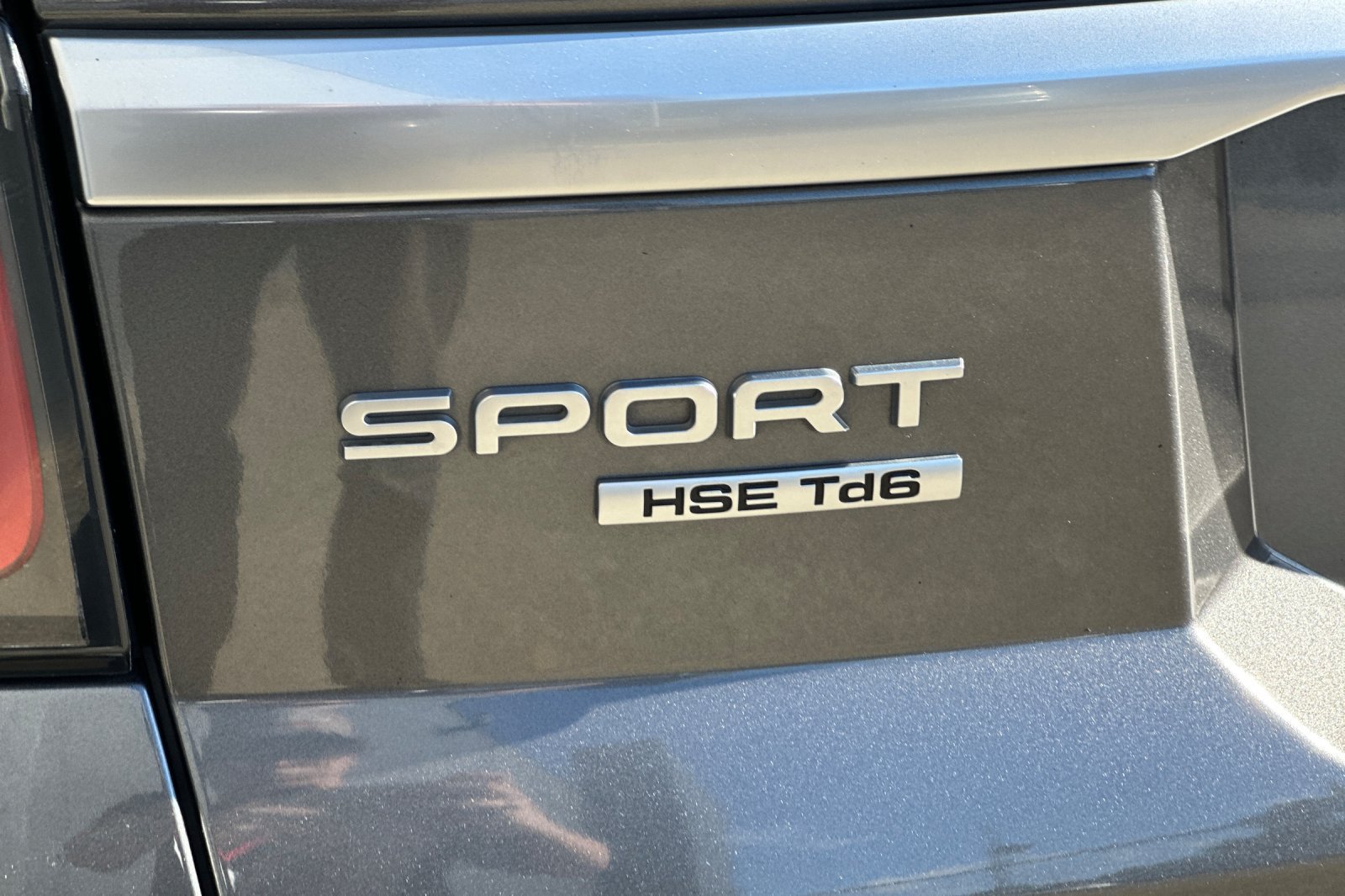 Used 2018 Land Rover Range Rover Sport HSE AWD/4WD image 12