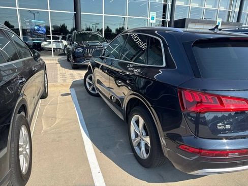 Used 2020 Audi Q5 2.0T Premium AWD/4WD image 3