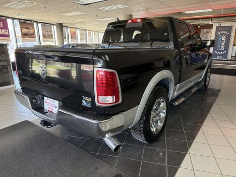 Used 2016 RAM 1500 Laramie image 6