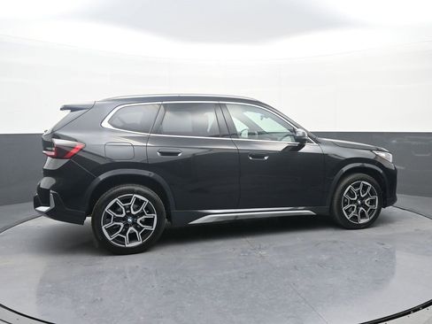 Used 2025 BMW X1 xDrive28i image 8