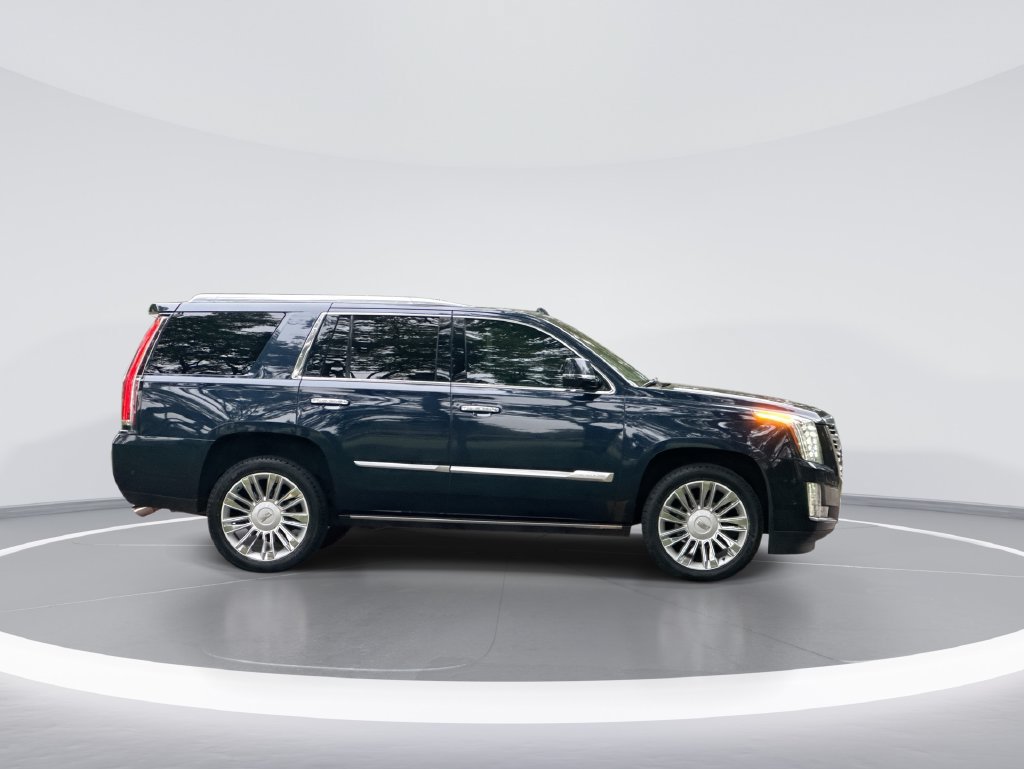 Certified 2019 Cadillac Escalade Platinum AWD/4WD image 9