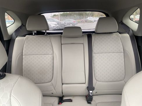 Used 2023 Kia Seltos EX image 32