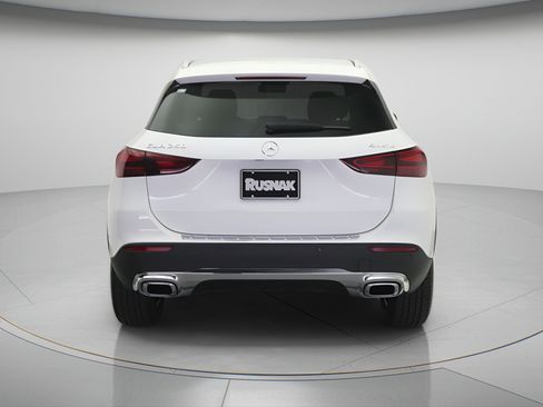 New 2026 Mercedes-Benz GLA 250 4MATIC image 3
