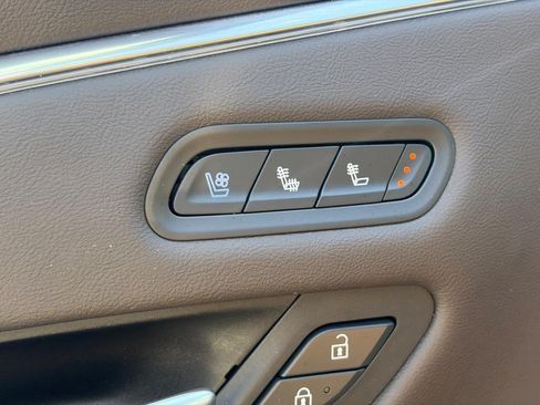 Used 2021 Cadillac Escalade Premium Luxury w/ Driver Assist Tech Package AWD/4WD image 25