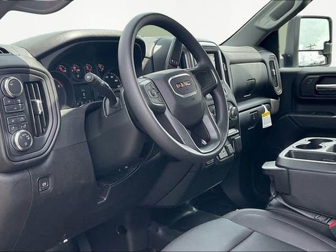 New 2025 GMC Sierra 2500 Pro w/ Convenience Package image 7