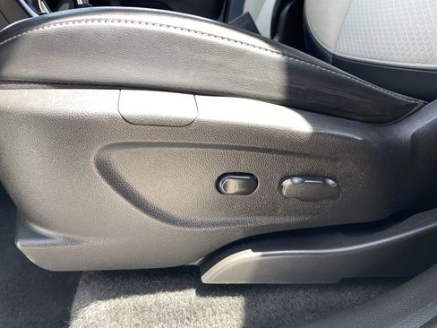 Used 2017 Buick Encore Preferred FWD image 21