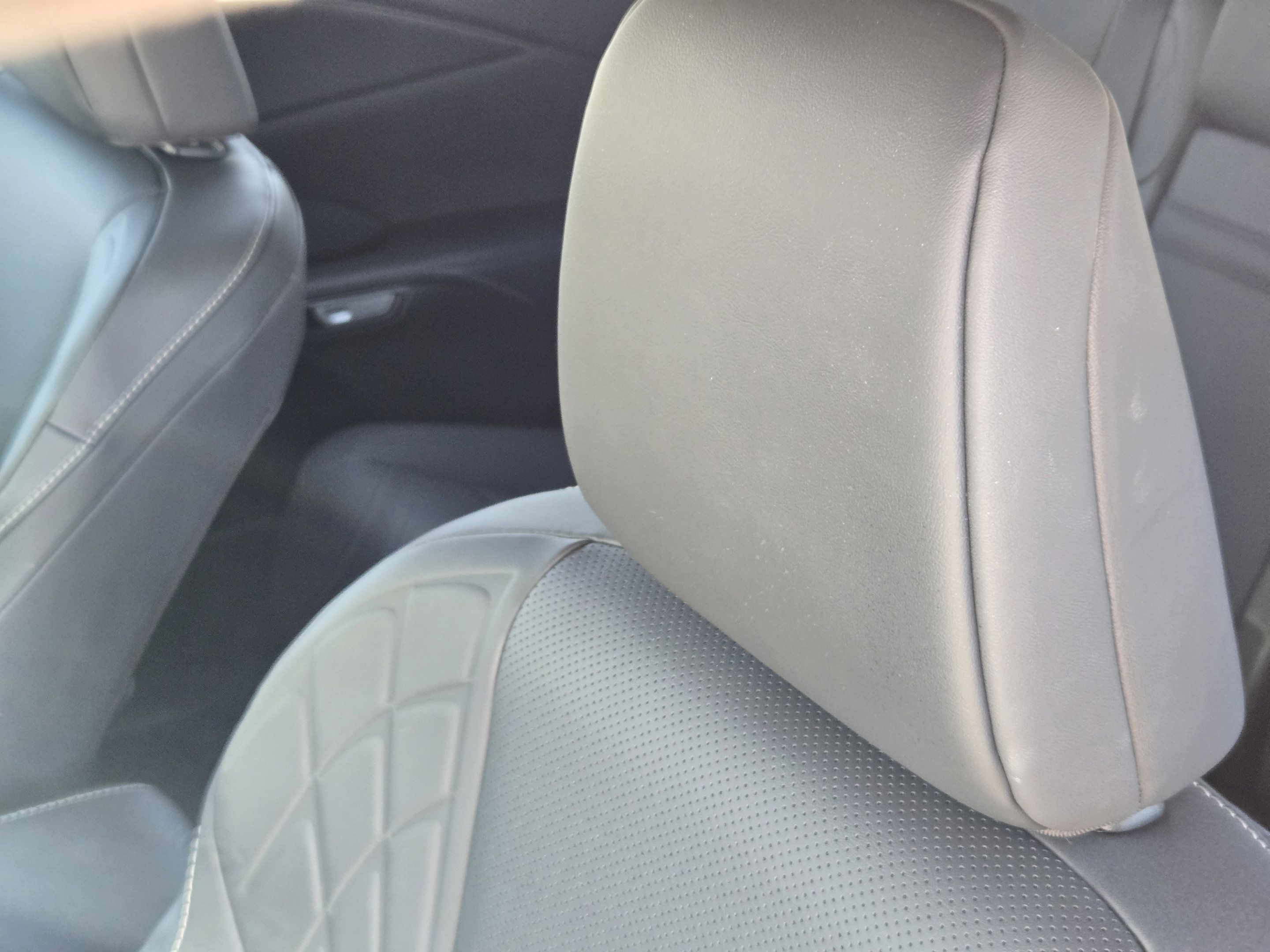 Used 2025 Lexus RX 350 Premium w/ Accessory Package (Z1) FWD image 22