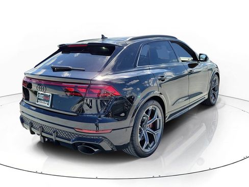 New 2026 Audi RS Q8 performance image 4