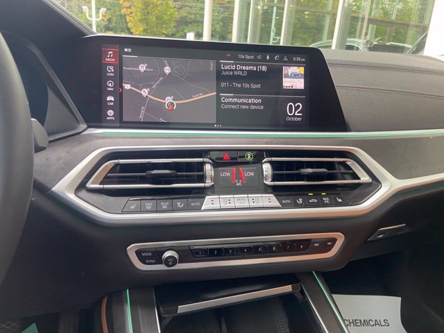 Used 2022 BMW X7 xDrive40i w/ Premium Package AWD/4WD image 15