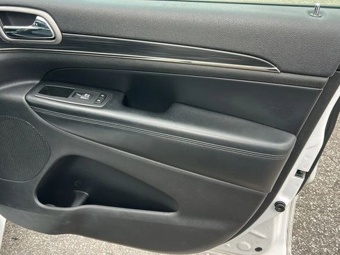 Used 2020 Jeep Grand Cherokee Limited X AWD/4WD image 16