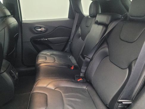 Used 2023 Jeep Cherokee Altitude Lux image 18