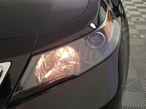 Used 2012 Acura TL w/ Technology Package image 12