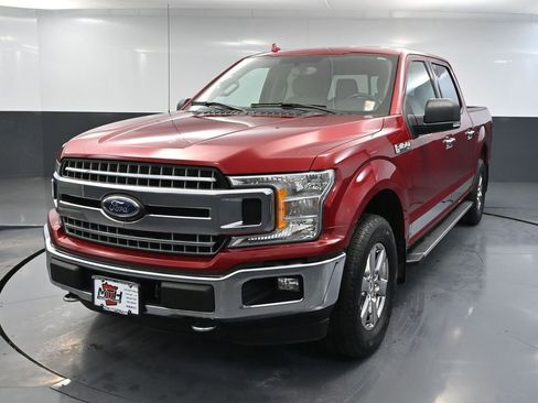 Used 2018 Ford F150 XLT w/ Equipment Group 302A Luxury AWD/4WD image 13