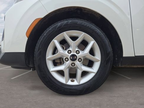 Used 2020 Kia Soul S FWD image 10