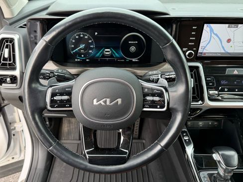 Used 2022 Kia Sorento SX Prestige w/ Rust Color Package image 15