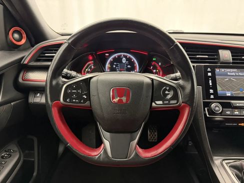Used 2018 Honda Civic Type R image 11