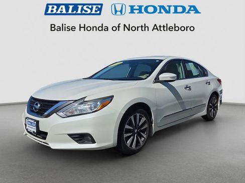Used 2016 Nissan Altima 2.5 SV w/ Convenience Package FWD image 1