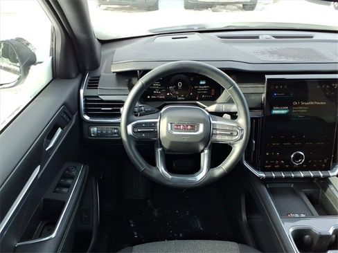 Used 2025 GMC Acadia Elevation image 14