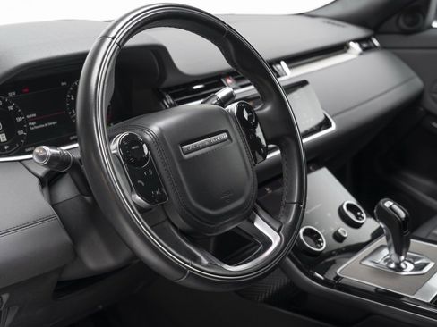 Used 2020 Land Rover Range Rover Evoque SE image 18