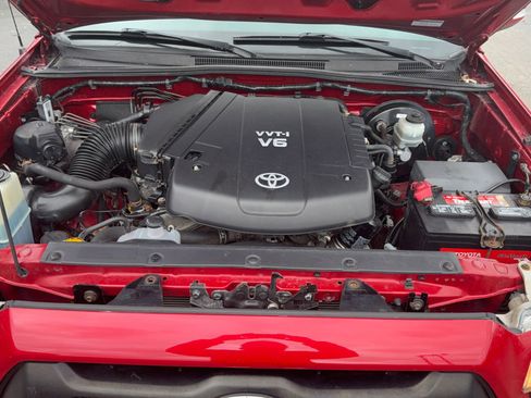 Used 2012 Toyota Tacoma 4x4 Double Cab image 16