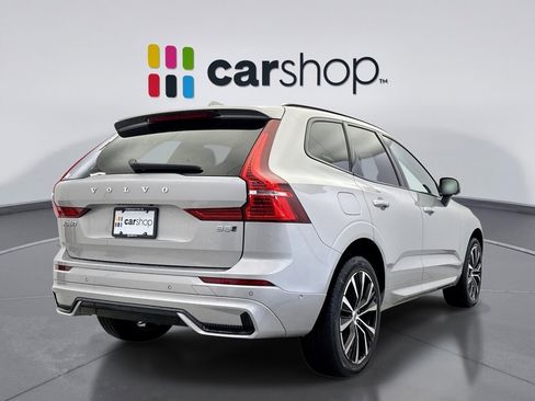 Used 2025 Volvo XC60 B5 Plus image 5