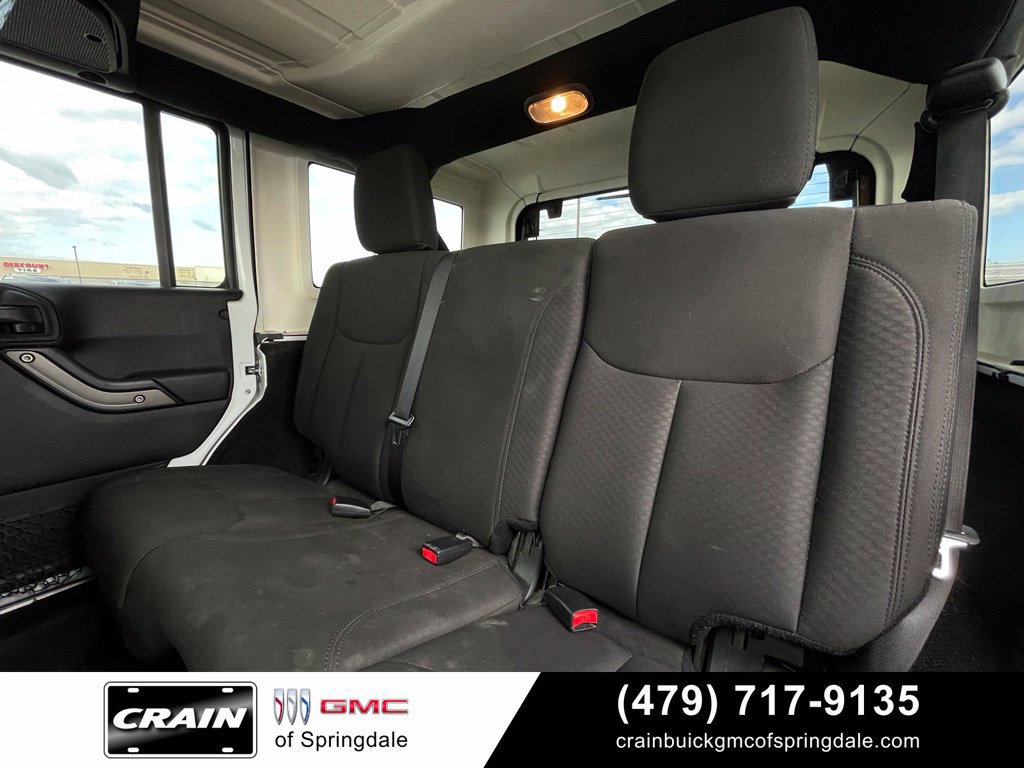 Used 2015 Jeep Wrangler Unlimited Sport w/ Quick Order Package 23S AWD/4WD image 23