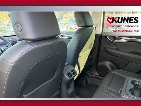 New 2026 Buick Envision Preferred AWD/4WD image 34