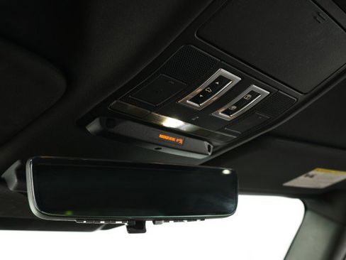 Used 2021 Land Rover Defender 110 X AWD/4WD image 50