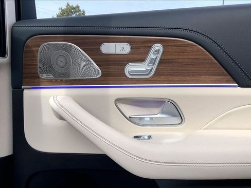 New 2026 Mercedes-Benz GLS 450 GLS 450 image 23