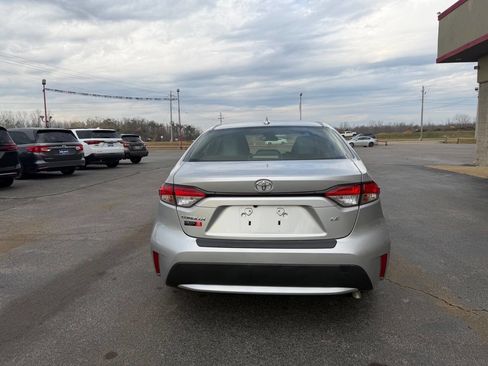 Used 2020 Toyota Corolla LE image 7