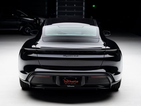 Used 2022 Porsche Taycan 4S image 26