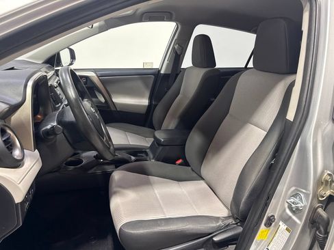 Used 2014 Toyota RAV4 LE AWD/4WD image 21