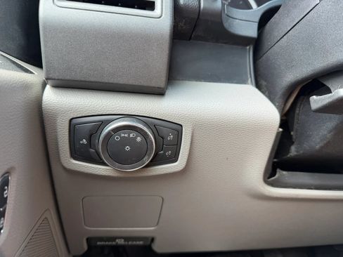 Used 2017 Ford F450 XL w/ Power Equipment Group AWD/4WD image 18