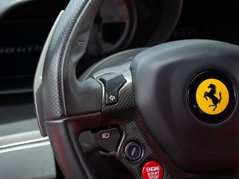 Used 2016 Ferrari 488 GTB RWD image 38