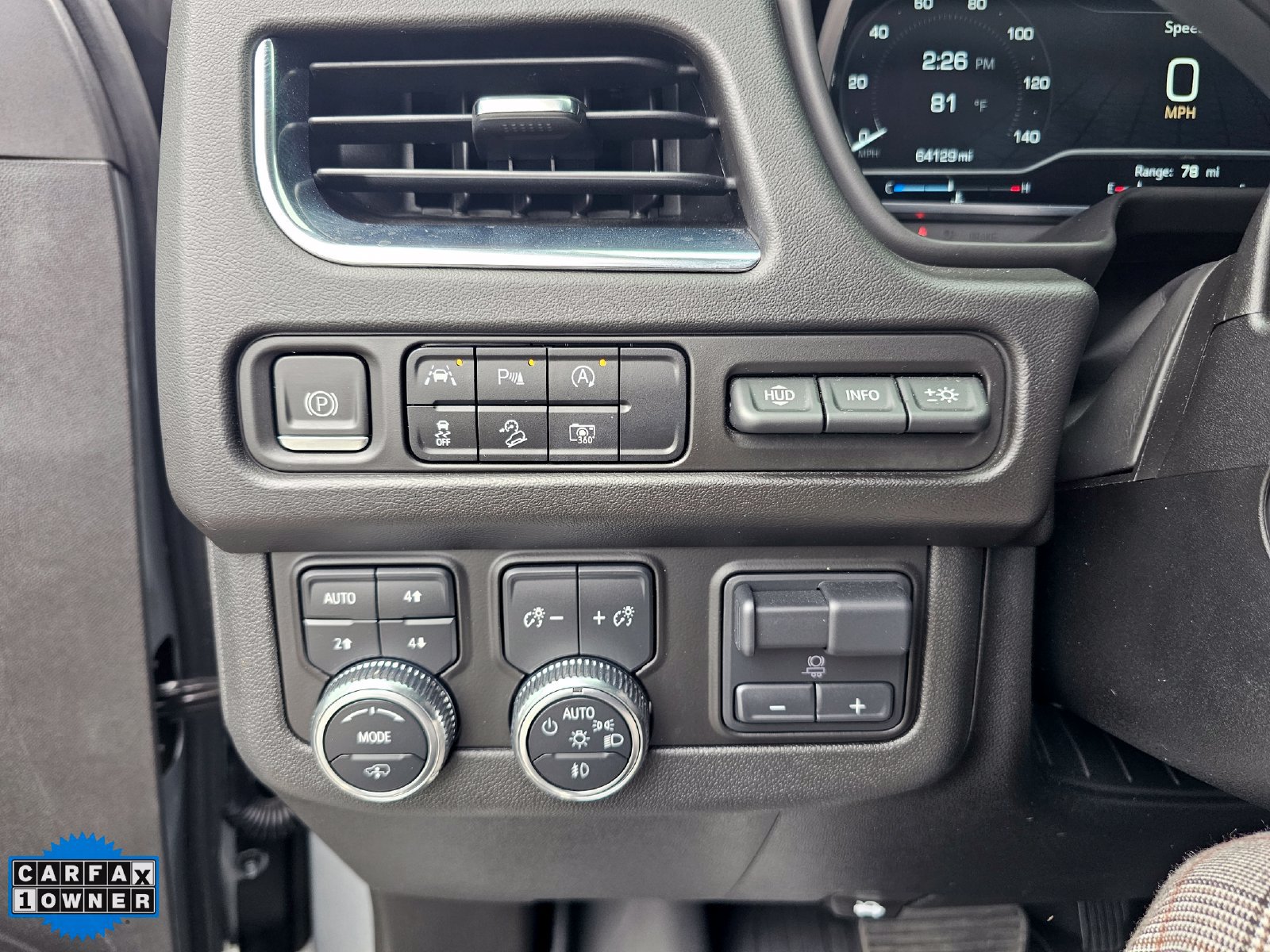 Used 2023 GMC Yukon XL AT4 w/ AT4 Premium Plus Package AWD/4WD image 18