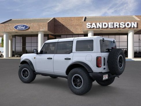 New 2026 Ford Bronco Badlands w/ Sasquatch Package AWD/4WD image 4