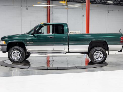 Used 2001 Dodge Ram 2500 Truck 4x4 Quad Cab image 11