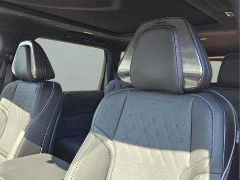 New 2026 INFINITI QX80 Autograph image 13