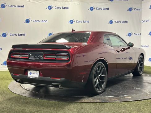 Used 2019 Dodge Challenger GT w/ Driver Convenience Group RWD image 3