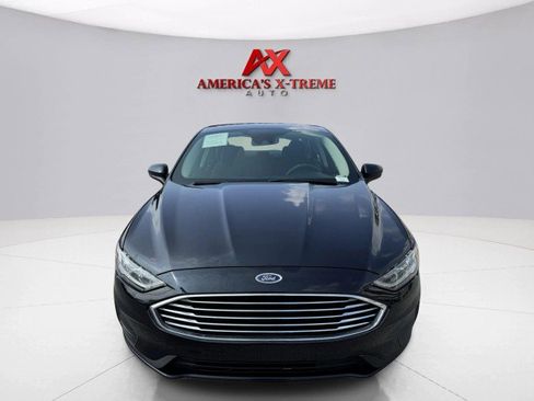 Used 2020 Ford Fusion SE image 8