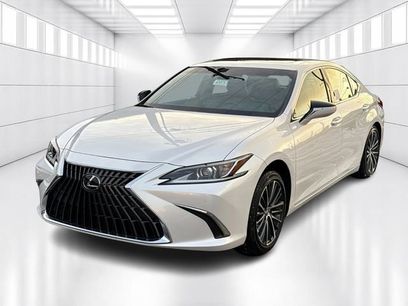 New 2025 Lexus ES 350 w/ Premium Package