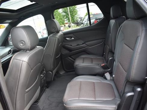 Used 2022 Chevrolet Traverse High Country AWD/4WD image 22