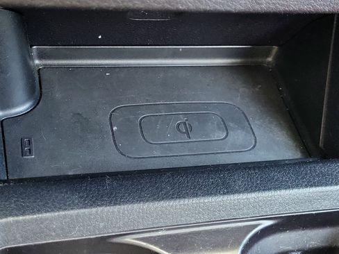 Used 2018 Toyota Tacoma TRD Sport AWD/4WD image 27